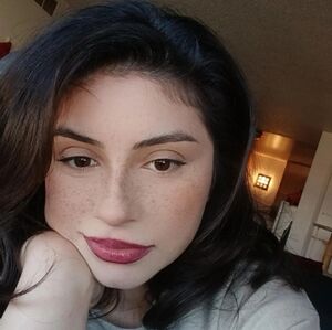 Meet your Posher, Angelica